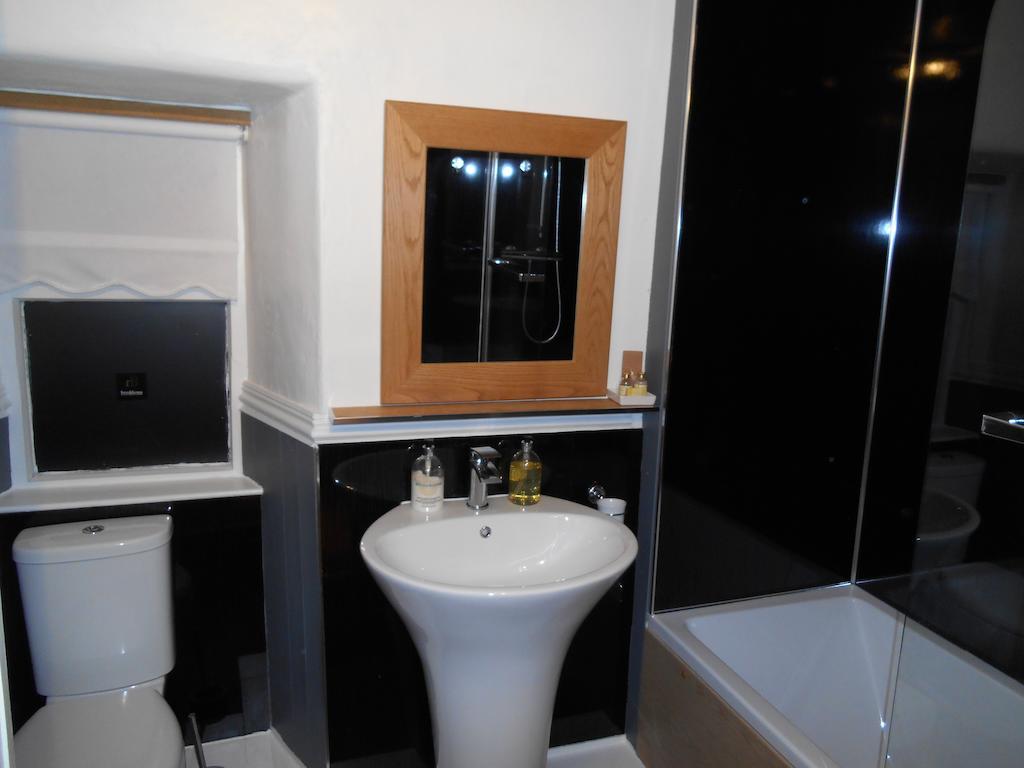 Brookhouse Guest House Clapham Εξωτερικό φωτογραφία